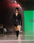 Baku Fashion Week – от кожаного стиля милитари до футуризма и женственности (ФОТО)