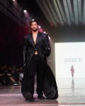 Baku Fashion Week – от кожаного стиля милитари до футуризма и женственности (ФОТО)