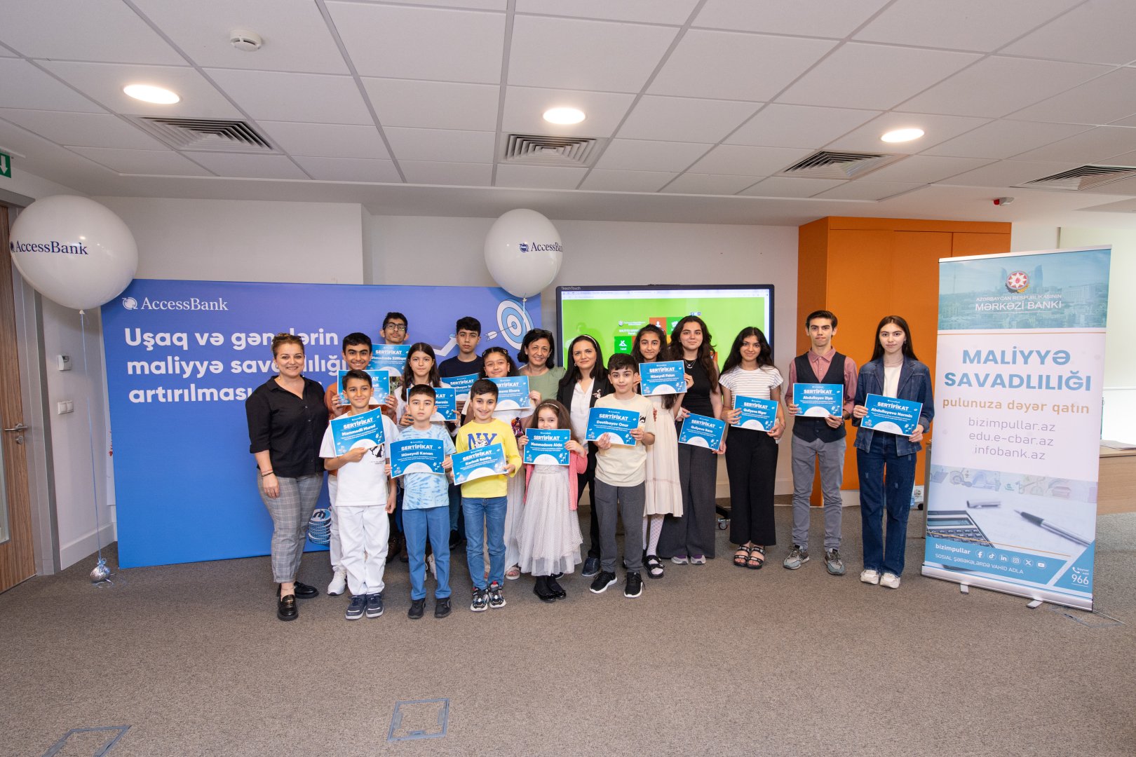 AccessBank организовал образовательное мероприятие для детей журналистов к Международному Дню Защиты Детей (ФОТО/ВИДЕО)