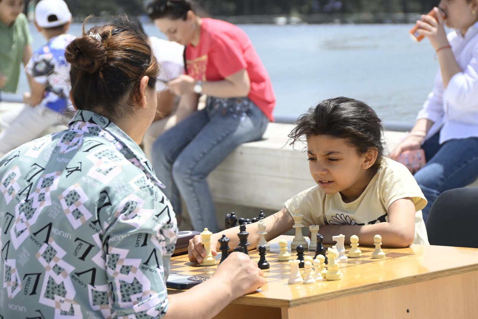 Heydar Aliyev Center park hosts Children’s Festival (PHOTO)