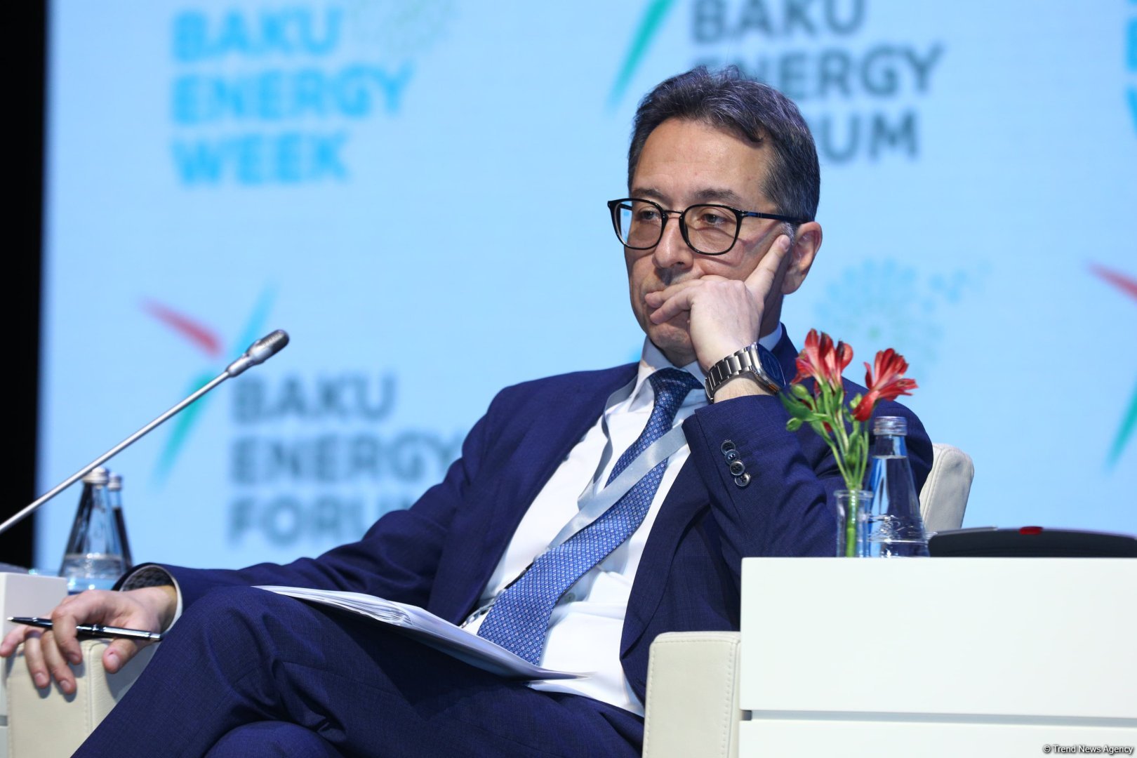 Azerbaijani SOCAR tackles issue of power system limitations