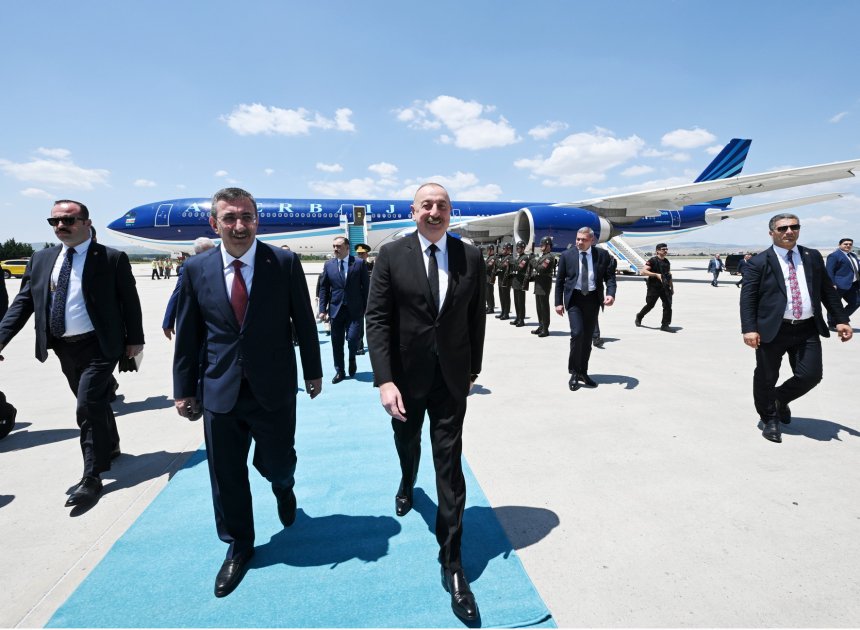 President Ilham Aliyev arrives on working visit to Türkiye (PHOTO/VIDEO ...