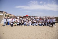 Coastal cleanup initiative organized with COP29 volunteers (PHOTO)