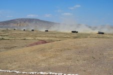 Chief of General Staff of Azerbaijan Army watches tactical-special exercise of engineering units (PHOTO)