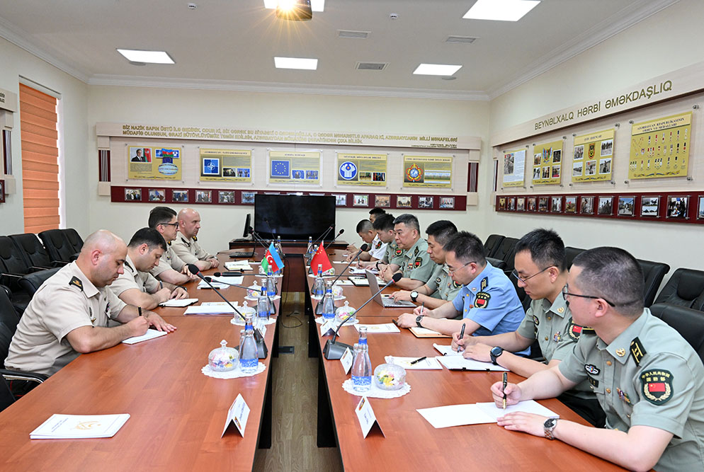 Chinese military delegation continues its visit to Azerbaijan