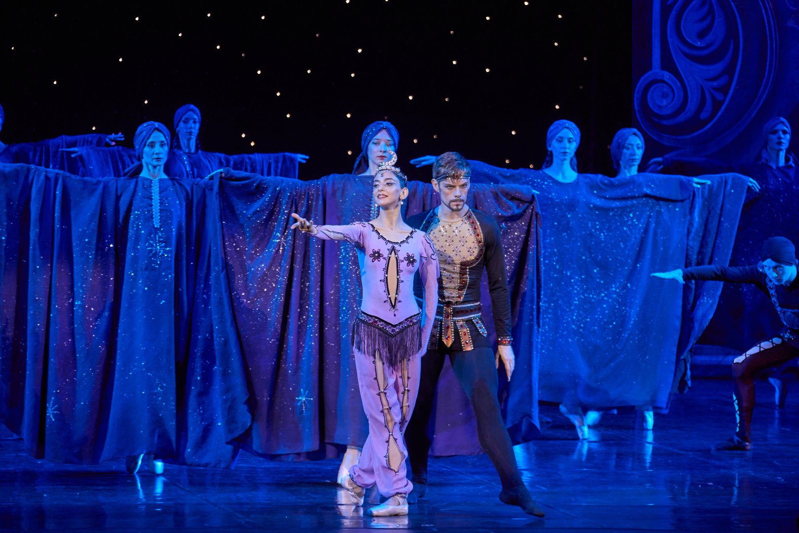Балетная труппа азербайджанского театра выступила на Международном фестивале балета в России (ФОТО/ВИДЕО)