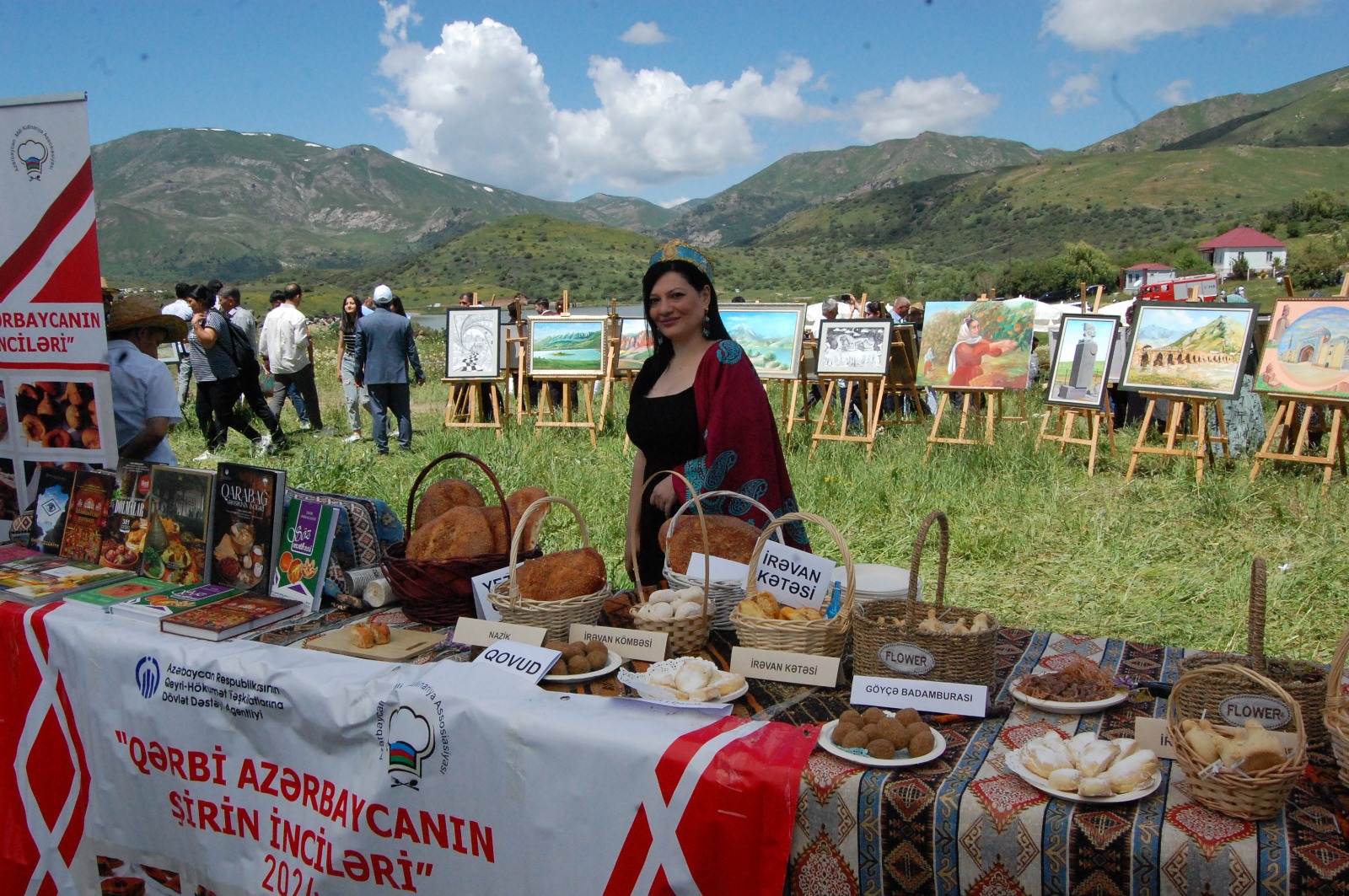 В Нахчыване прошел фестиваль иреванских сладостей (ФОТО)