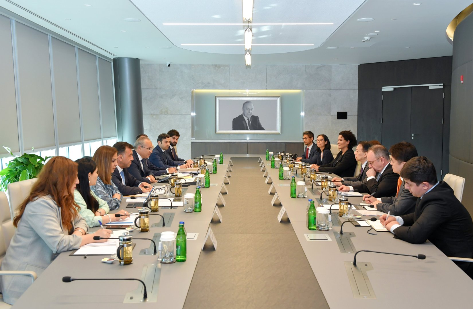 Azerbaijan, ADB discuss cooperation within framework of CAREC program (PHOTO)
