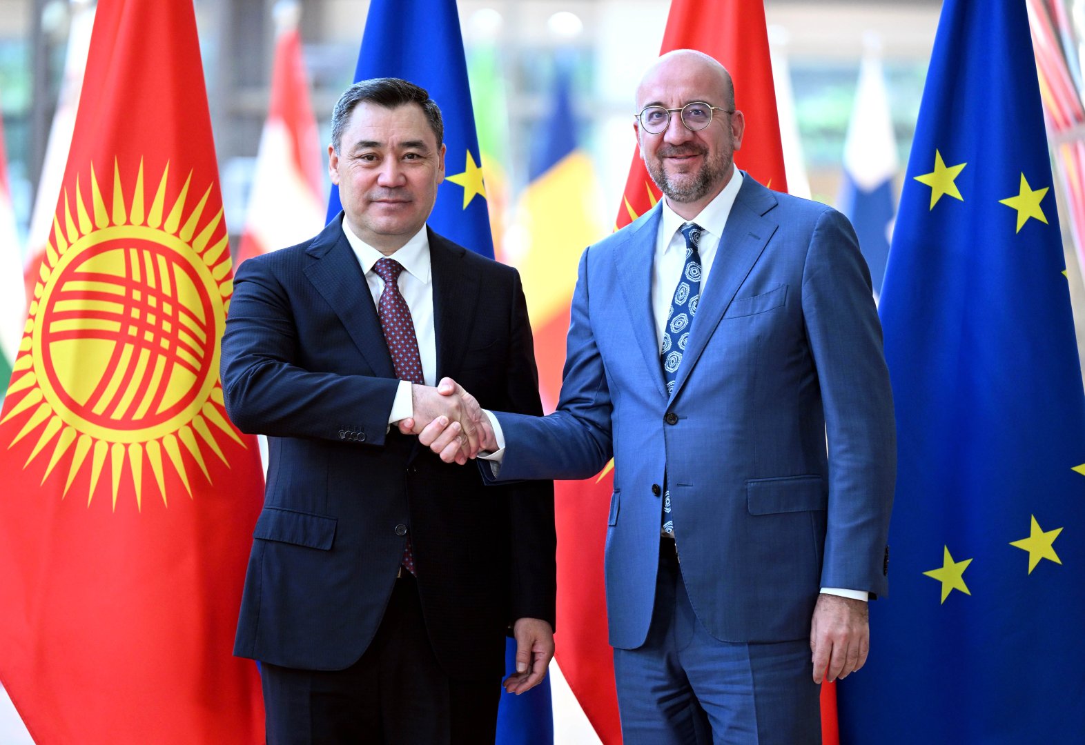 Kyrgyzstan, European Council discuss lifting ban on flights to EU