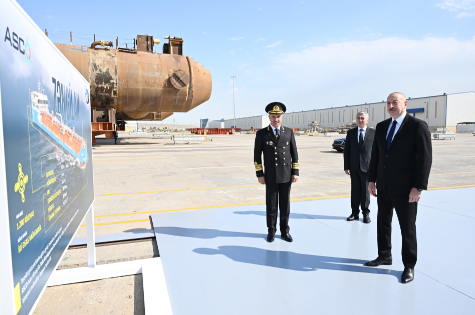 Президент Ильхам Алиев принял участие в церемонии сдачи в эксплуатацию танкера «Зангилан» (ФОТО/ВИДЕО)