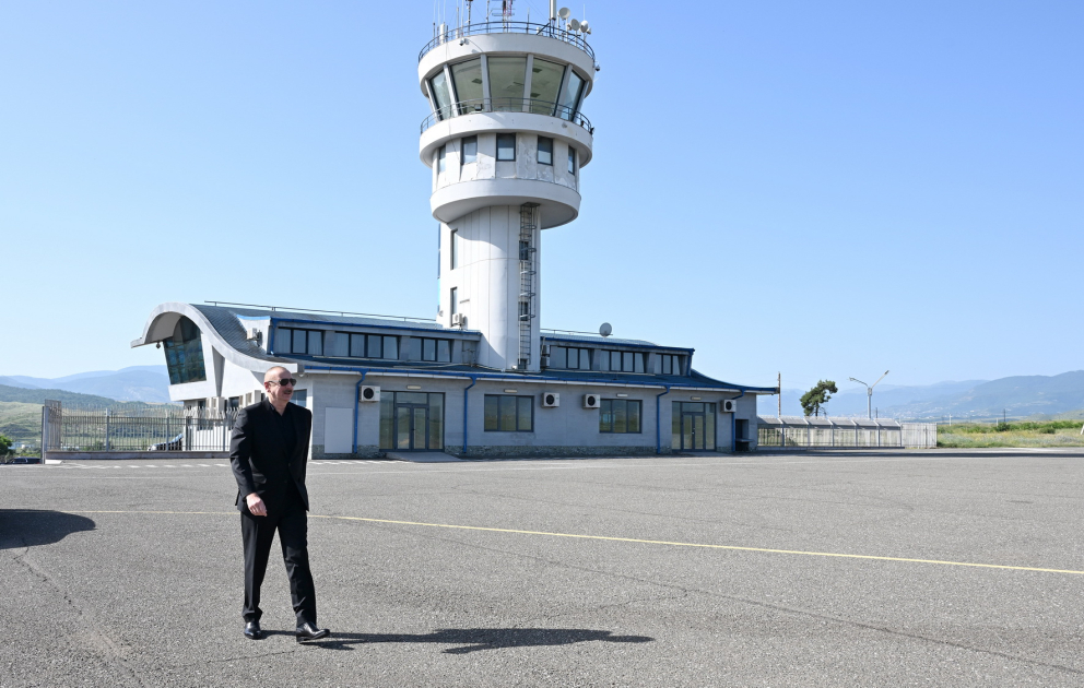 Prezident İlham Əliyev Xocalı hava limanında olub (FOTO)