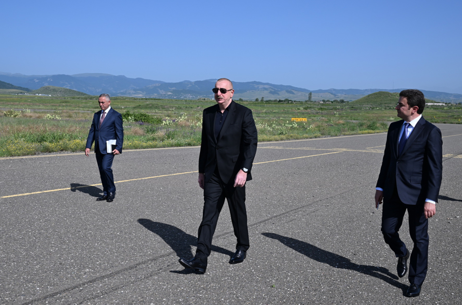 Prezident İlham Əliyev Xocalı hava limanında olub (FOTO)