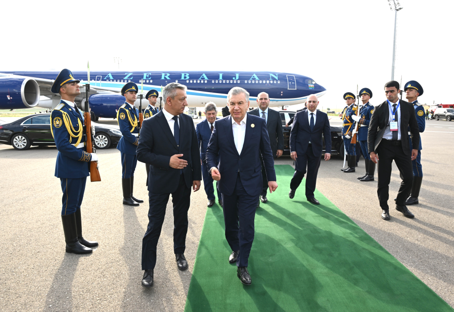 Завершился визит Президента Узбекистана в Азербайджан (ФОТО)