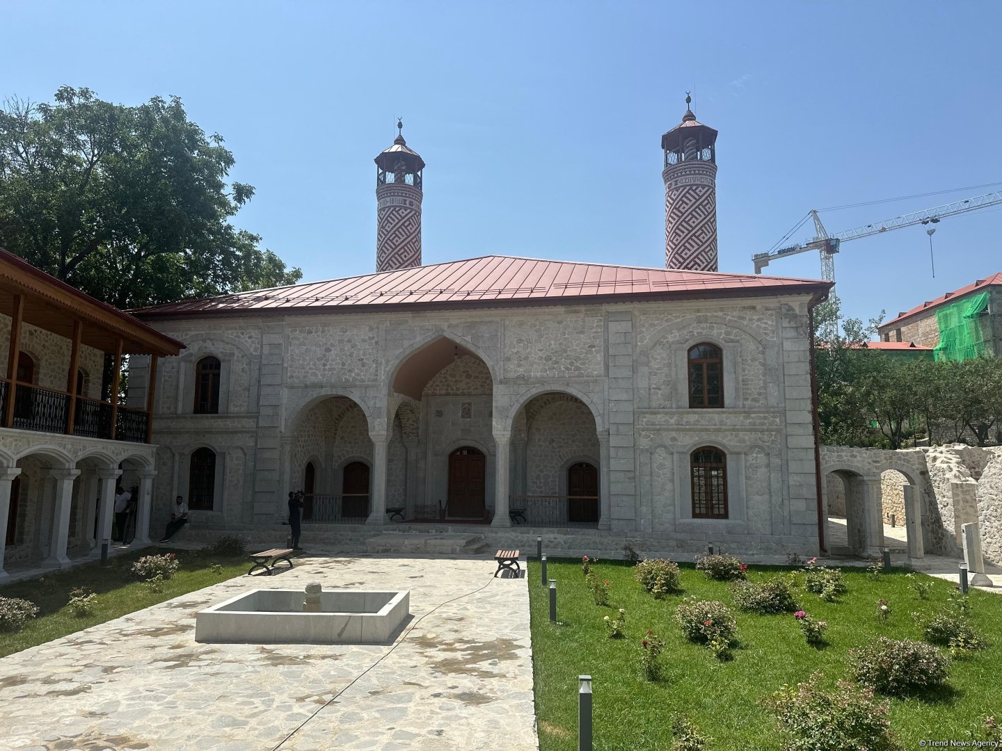 Отреставрированная мечеть Ашагы Говхар Ага в Шуше (ФОТО)