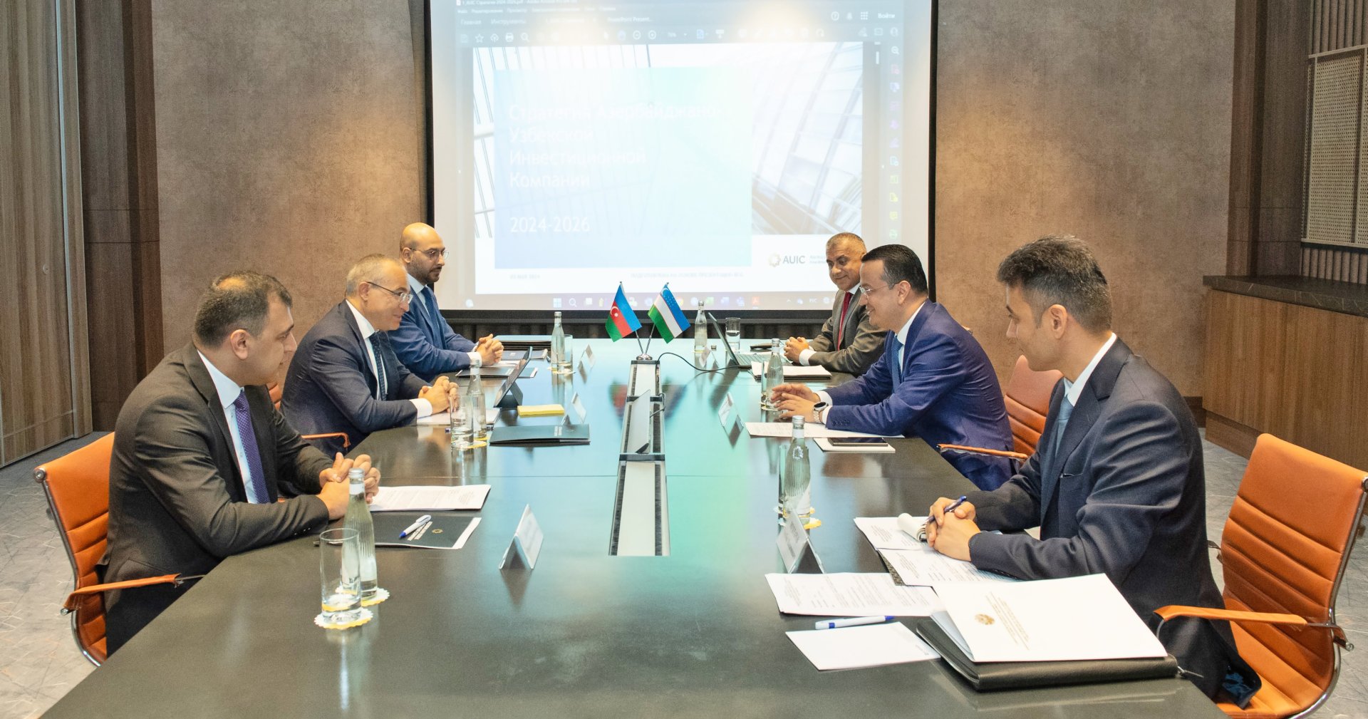 Азербайджан и Узбекистан обсудили перспективы расширения двусторонних стратегических инвестиций (ФОТО)