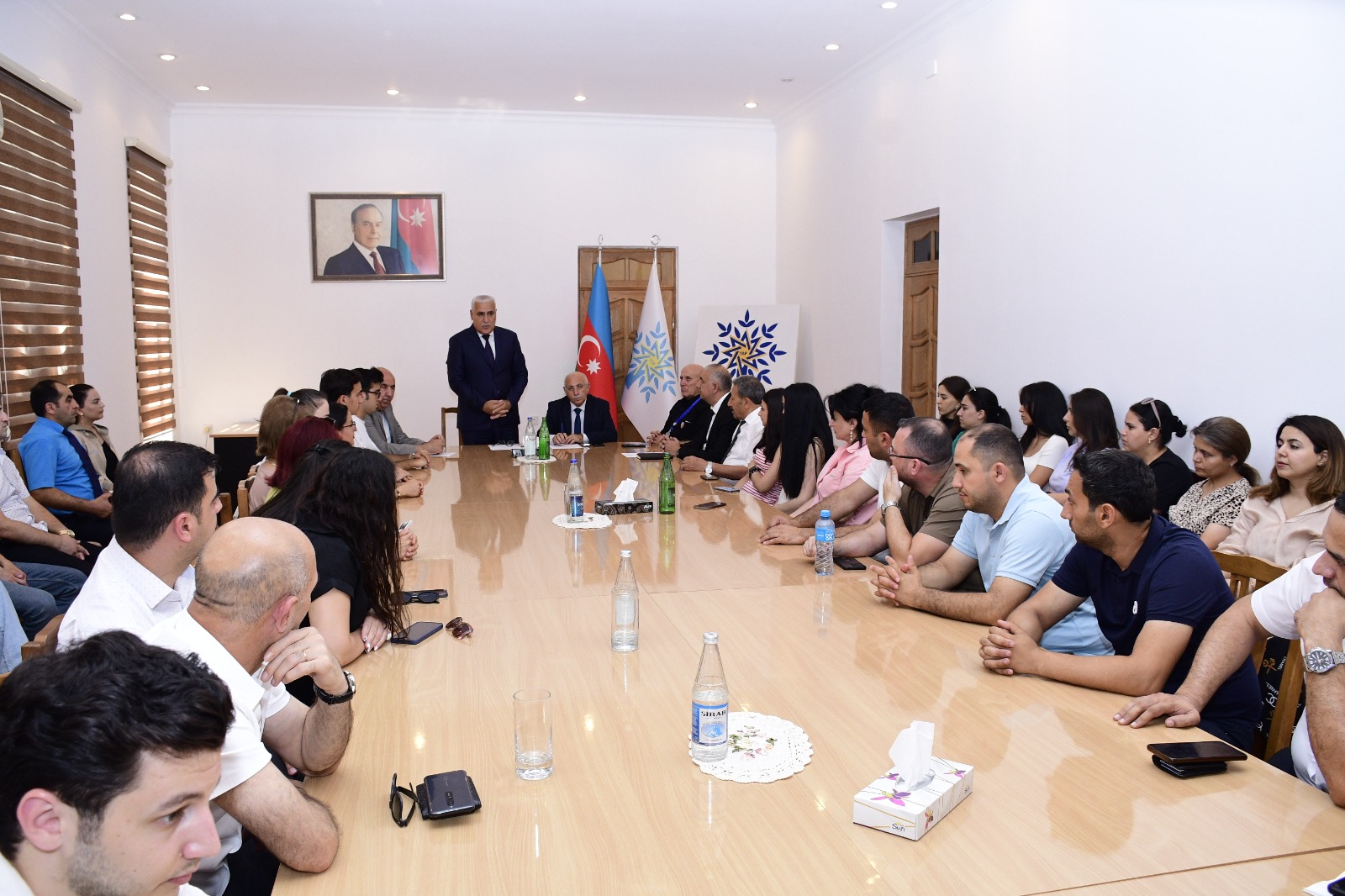 Müstəqilliyə gedən yolun başlandığı gün (FOTO)