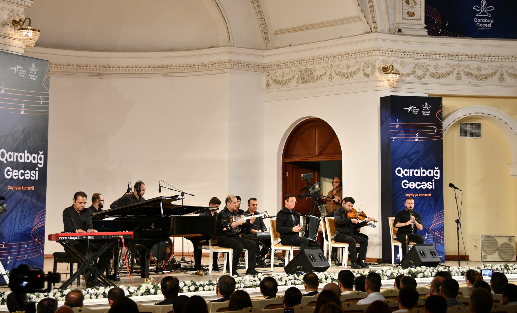 Энвер Садыгов и Эмиль Афрасияб выступили на благотворительном концерте 