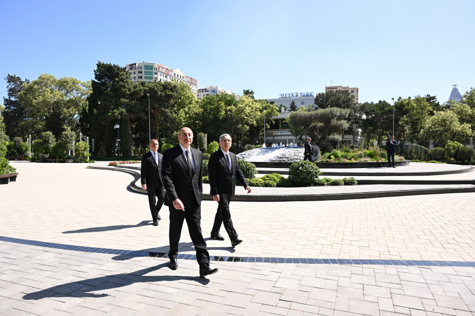 Президент Ильхам Алиев принял участие в открытии капитально реконструированного парка Нариманова в Баку (ФОТО)