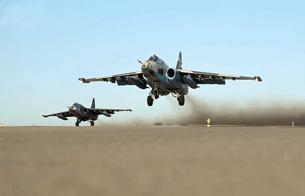 Пилоты ВВС Азербайджана выполнили учебно-тренировочные полеты (ВИДЕО)