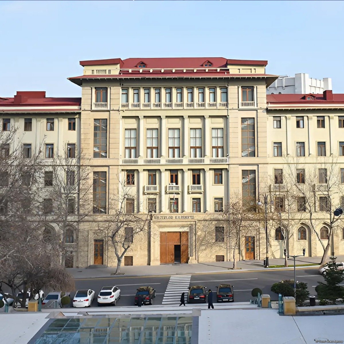 В Азербайджане изменилось время осенних каникул в общеобразовательных учебных заведениях - постановление Кабмина