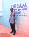 Dr.Alban и звезды в красочных нарядах на красной дорожке Dream Fest в Баку (ФОТО)