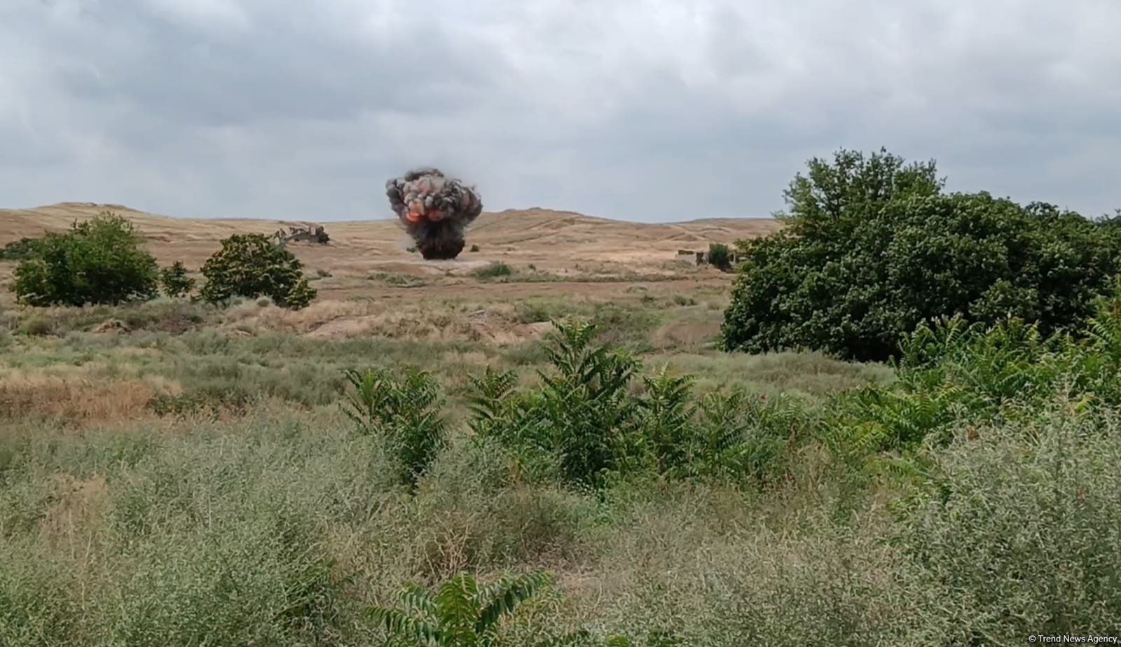 Azerbaijani women's mine-clearing squads make great strides