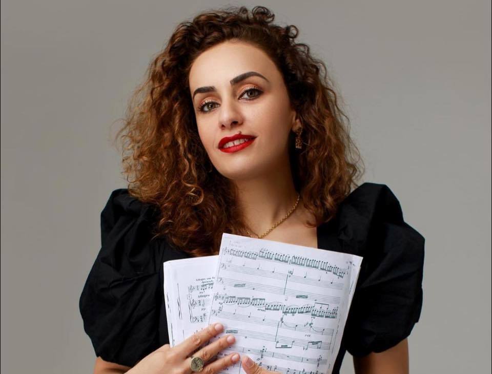 Поэтесса и пианистка Захра Бадалбейли избрана председателем СП Детского фонда Азербайджана