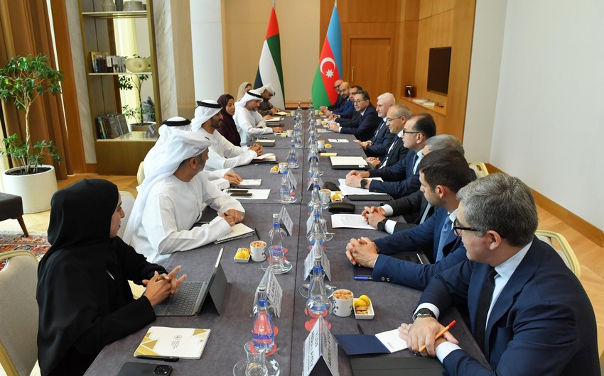 Азербайджан и ОАЭ обсудили реализацию совместных инициатив в 