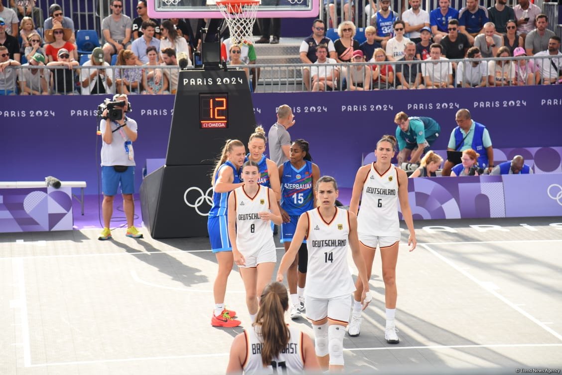 Paris-2024: Azərbaycanın qadınlardan ibarət 3x3 basketbol millisi növbəti oyununu keçirib