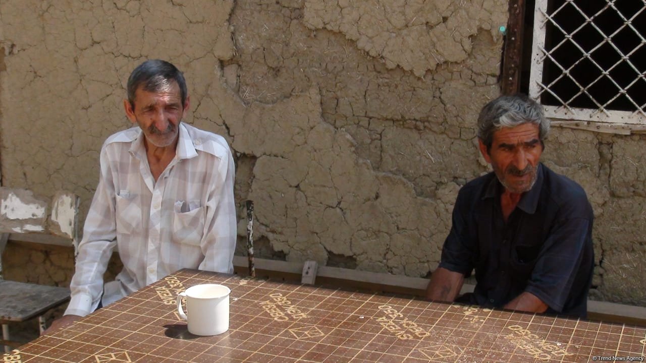 Bərdədə qaynı tərəfindən öldürülən qadının FOTOSU: Hadisə yerindən görüntülər