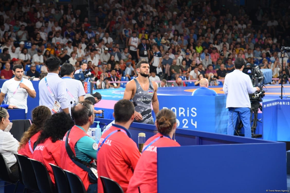 Azerbaijani wrestler Suleymanov advances to Paris 2024 semifinals (VIDEO/PHOTO)