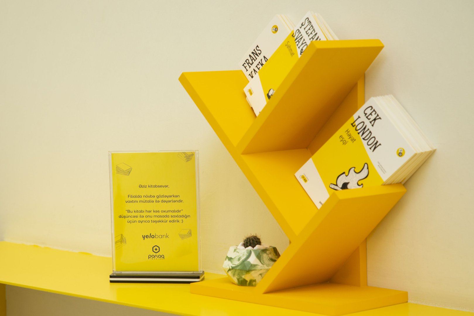 Yelo Bank запустил новый проект с издательством «Парлаг Имзалар» (ФОТО)
