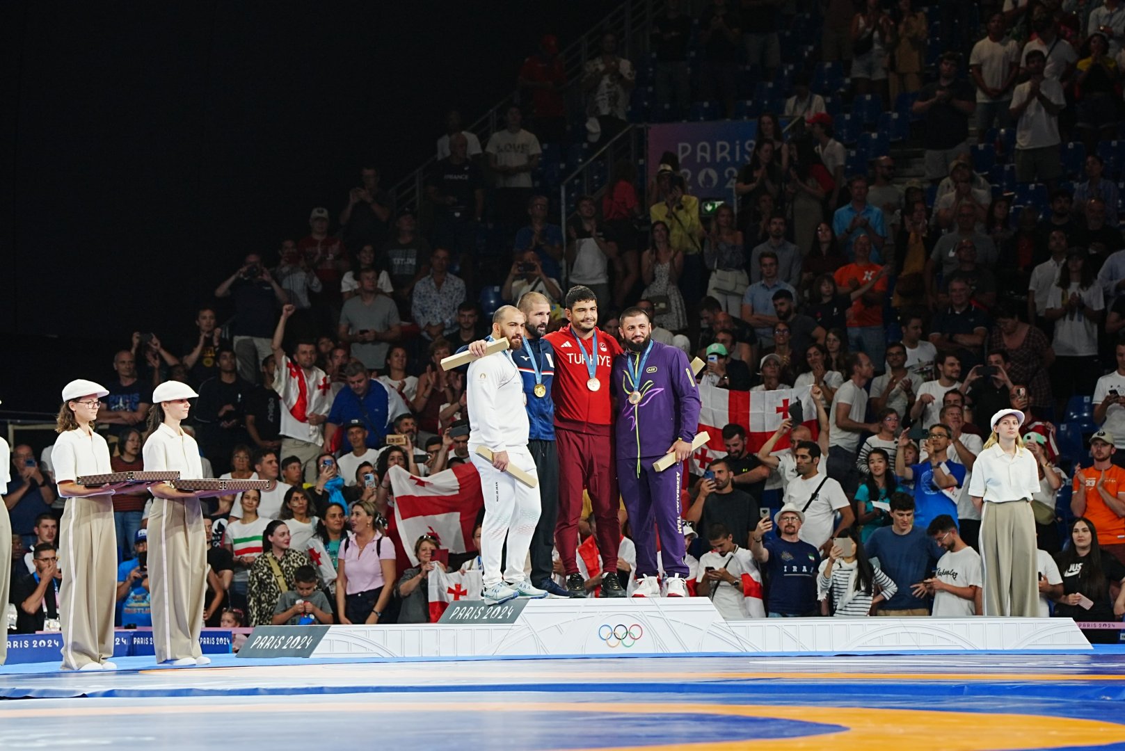 Giorgi Meşvildişvili bürünc medal qazandı (FOTO)