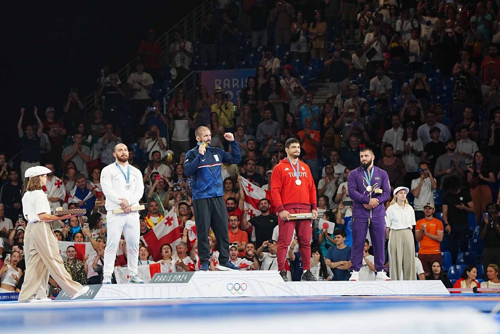 Giorgi Meşvildişvili bürünc medal qazandı (FOTO)