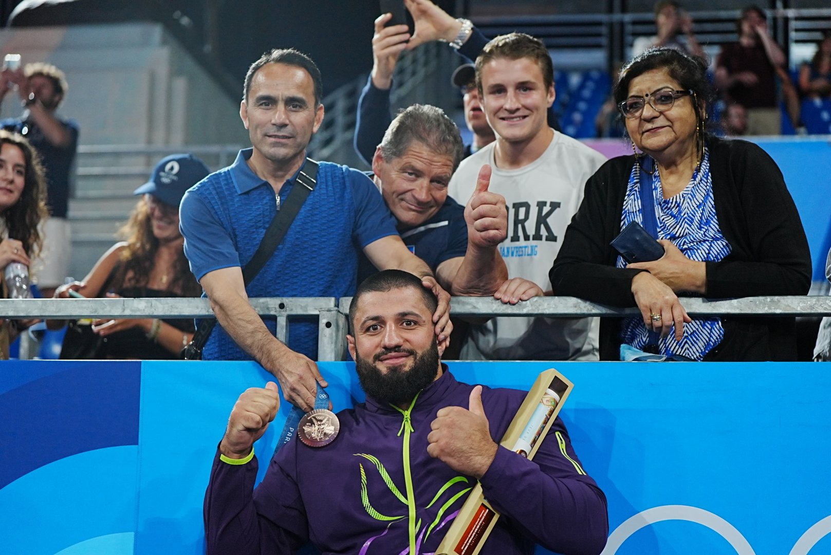 Giorgi Meşvildişvili bürünc medal qazandı (FOTO)