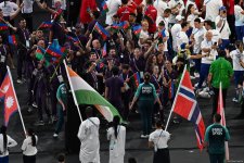 Azerbaijan participates in Olympics closing ceremony parade (PHOTO)