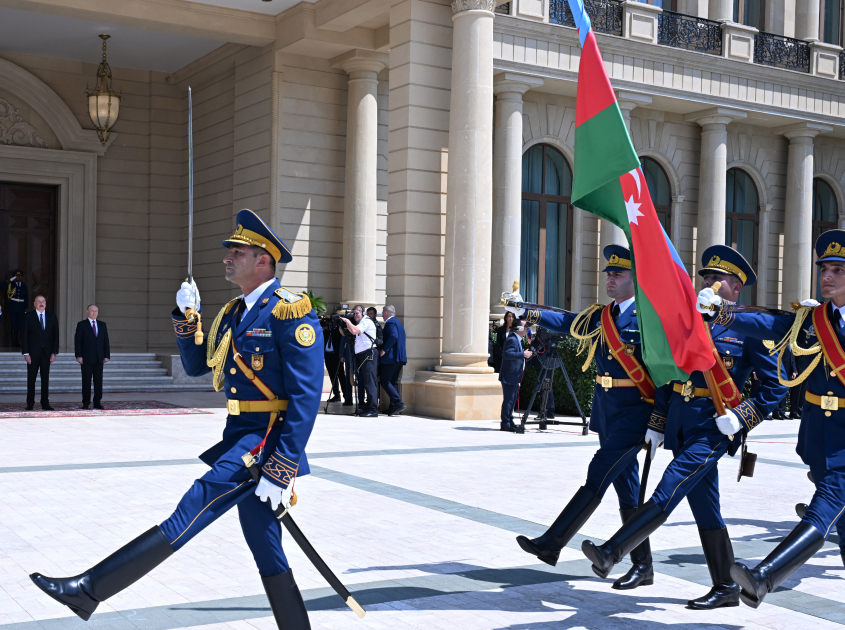 Состоялась церемония официальной встречи Президента России Владимира Путина (ФОТО/ВИДЕО)