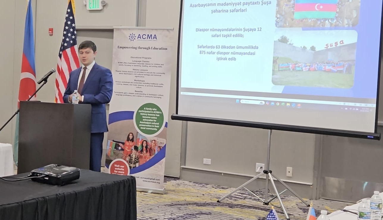 Azerbaijan's State Committee for Work with Diaspora holds meeting with compatriots in Illinois (PHOTO)