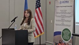 Azerbaijan's State Committee for Work with Diaspora holds meeting with compatriots in Illinois (PHOTO)