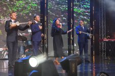 Heydər Əliyev Mərkəzinin parkında “Yay Festivalı” bağlanış konserti keçirilib (FOTO/VİDEO)