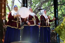 Heydər Əliyev Mərkəzinin parkında “Yay Festivalı” bağlanış konserti keçirilib (FOTO/VİDEO)