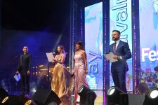 Heydər Əliyev Mərkəzinin parkında “Yay Festivalı” bağlanış konserti keçirilib (FOTO/VİDEO)