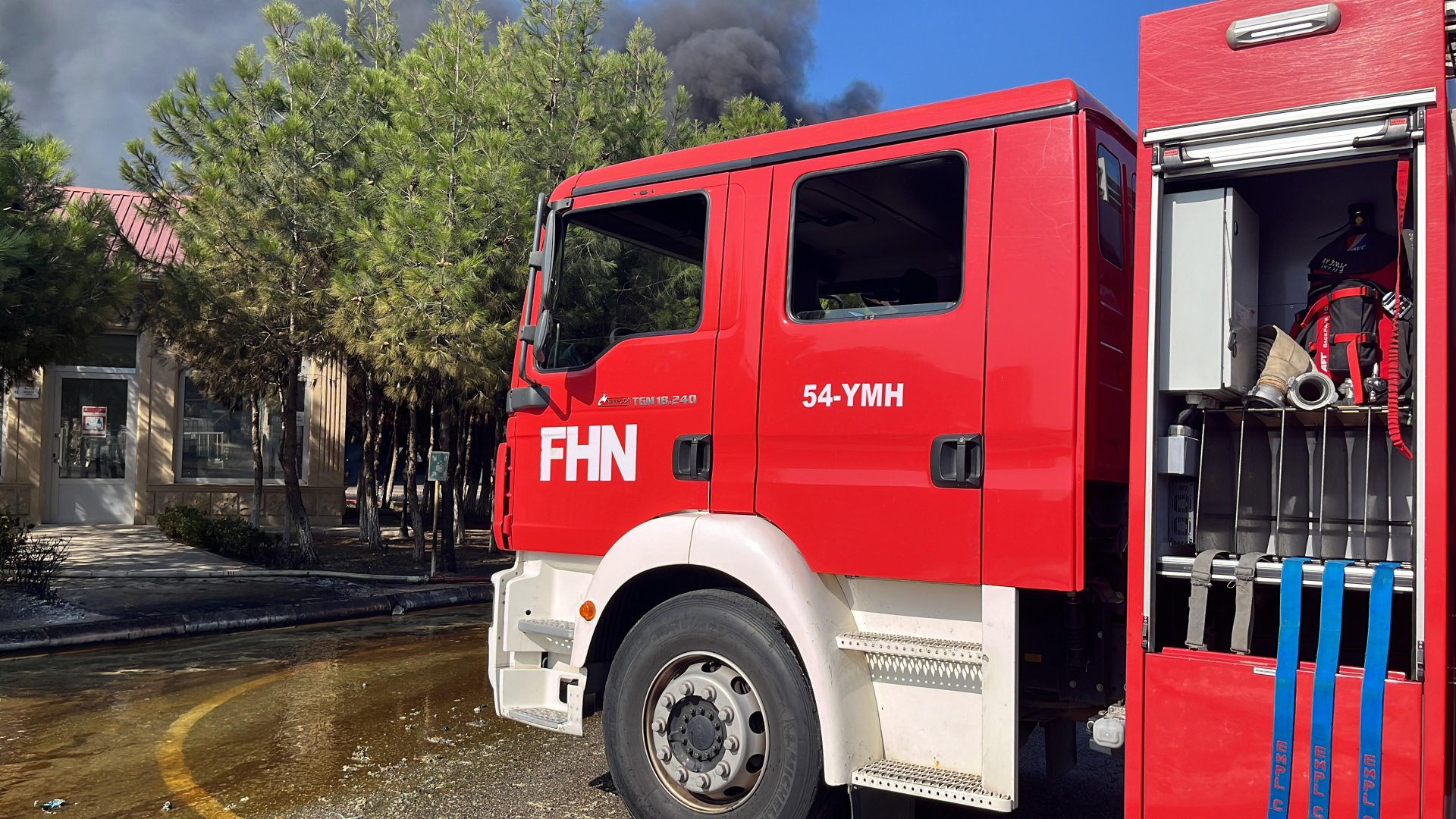 Bakıda SOCAR-ın müəssisəsindəki yanğın söndürüldü (FOTO/VİDEO) (ƏLAVƏ OLUNUB)