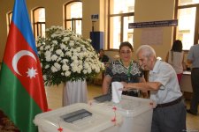 Azerbaijan's parliamentary election sees high voter turnout from very beginning (PHOTO)