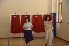 Azerbaijan's parliamentary election sees high voter turnout from very beginning (PHOTO)