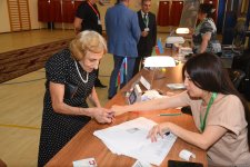 Azerbaijan's parliamentary election sees high voter turnout from very beginning (PHOTO)