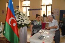 Azerbaijan's parliamentary election sees high voter turnout from very beginning (PHOTO)