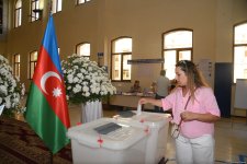 Azerbaijan's parliamentary election sees high voter turnout from very beginning (PHOTO)