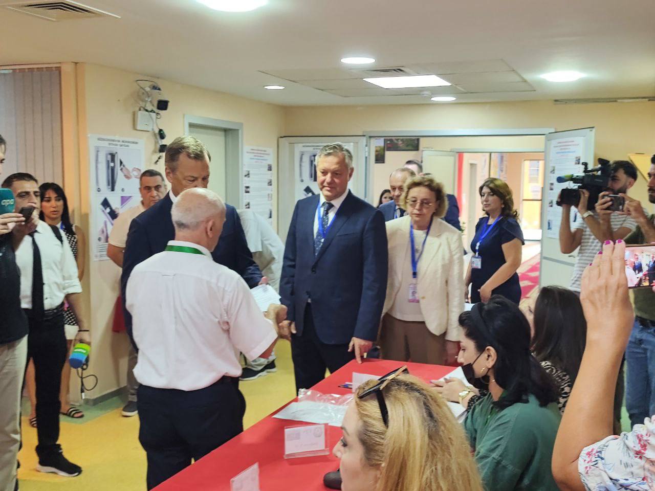 IPA CIS representatives monitor Azerbaijan's parliamentary election (PHOTO)