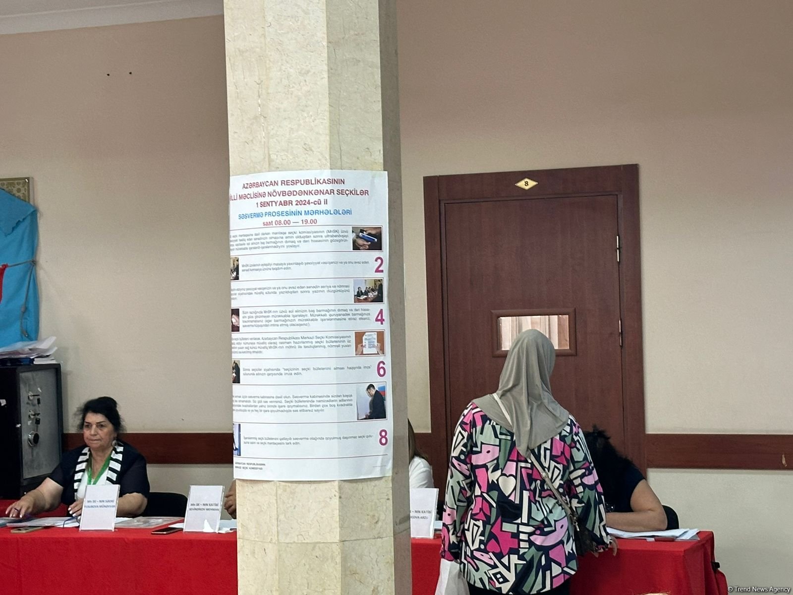 Azerbaijani citizens actively join voting for parliamentary election in Baku's Yasamal district (PHOTO)